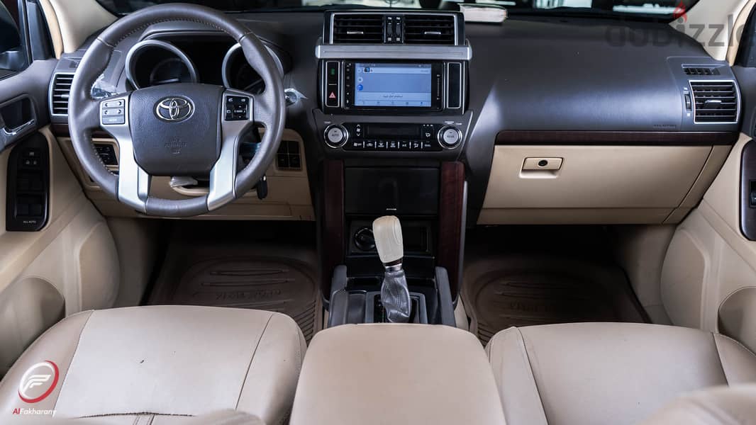 Toyota Land Cruiser 2015 1