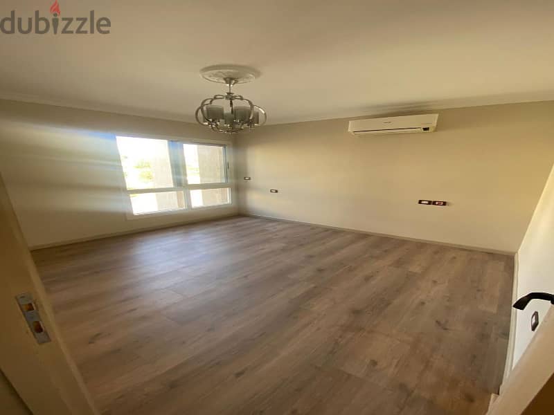 Townhouse for rent at Soleya compound تاون هاوس للإيجار بكمبوند سوليا 4