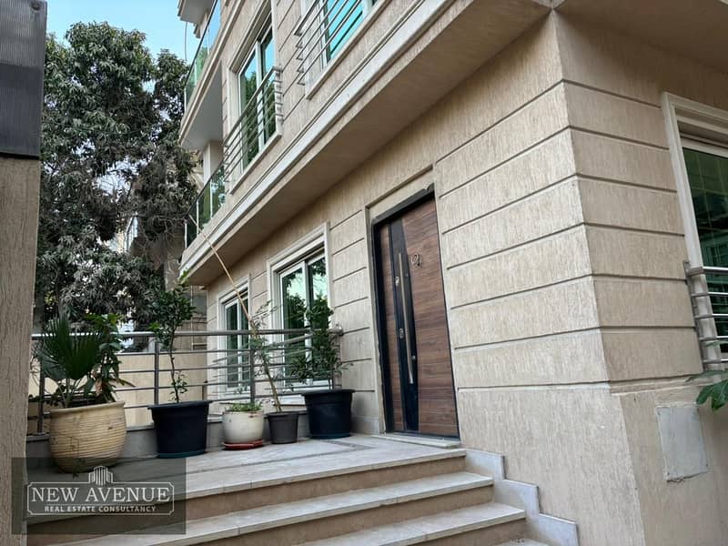 Office for rent 800 m in maadi          L-W 554 0