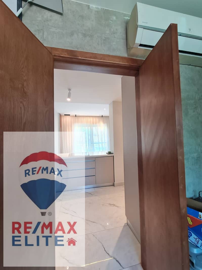 Standalone for sale ready to move ,fully finished and furnished, with kitchen and air conditioners, in Aswar Residence  533 M 20