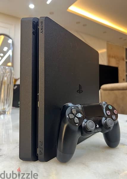 PS4 Slim 1