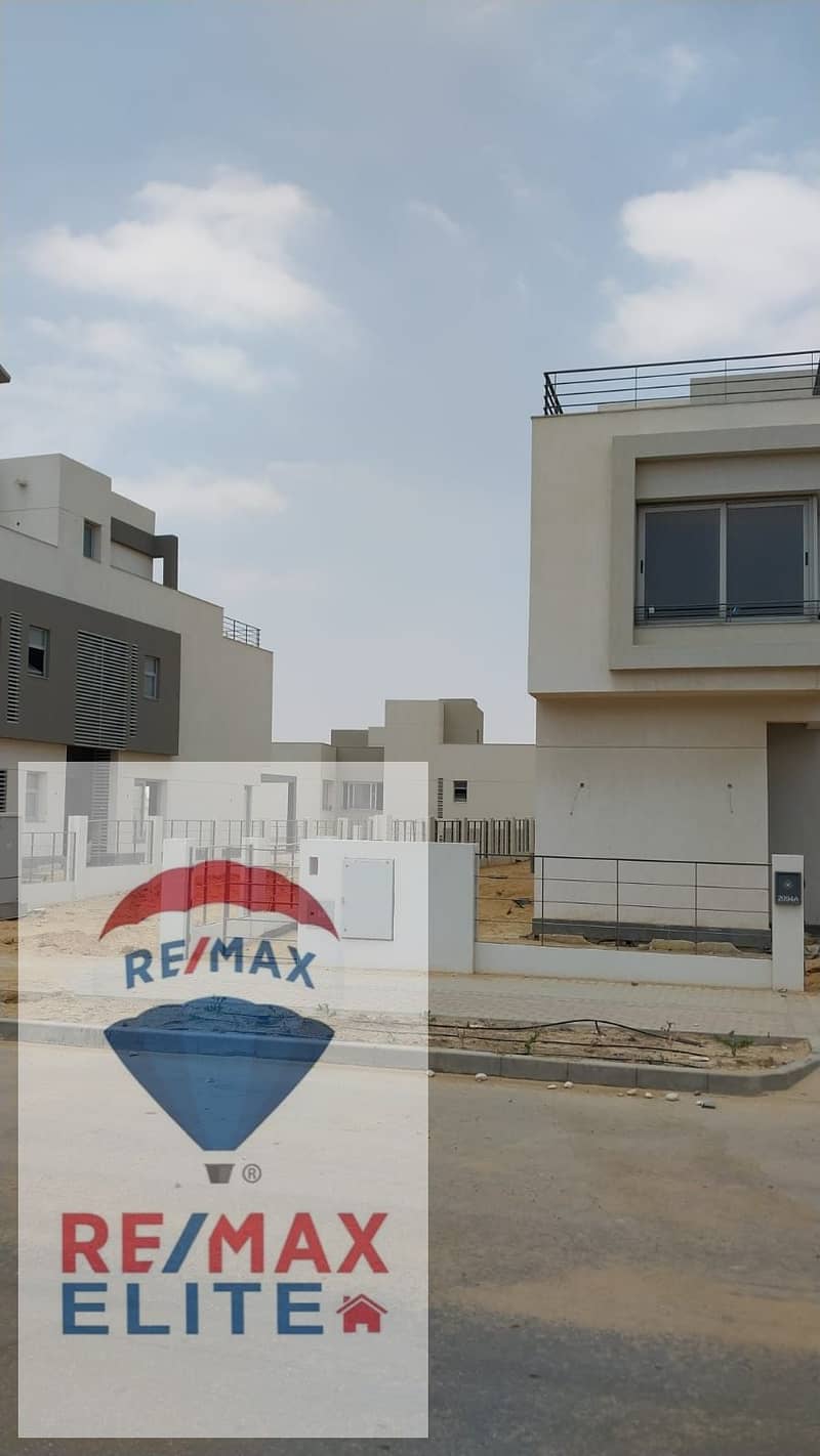 Twin house for sale ready to move in Palm Hills, New Cairo 297 M + ROOF 87.5 M 5