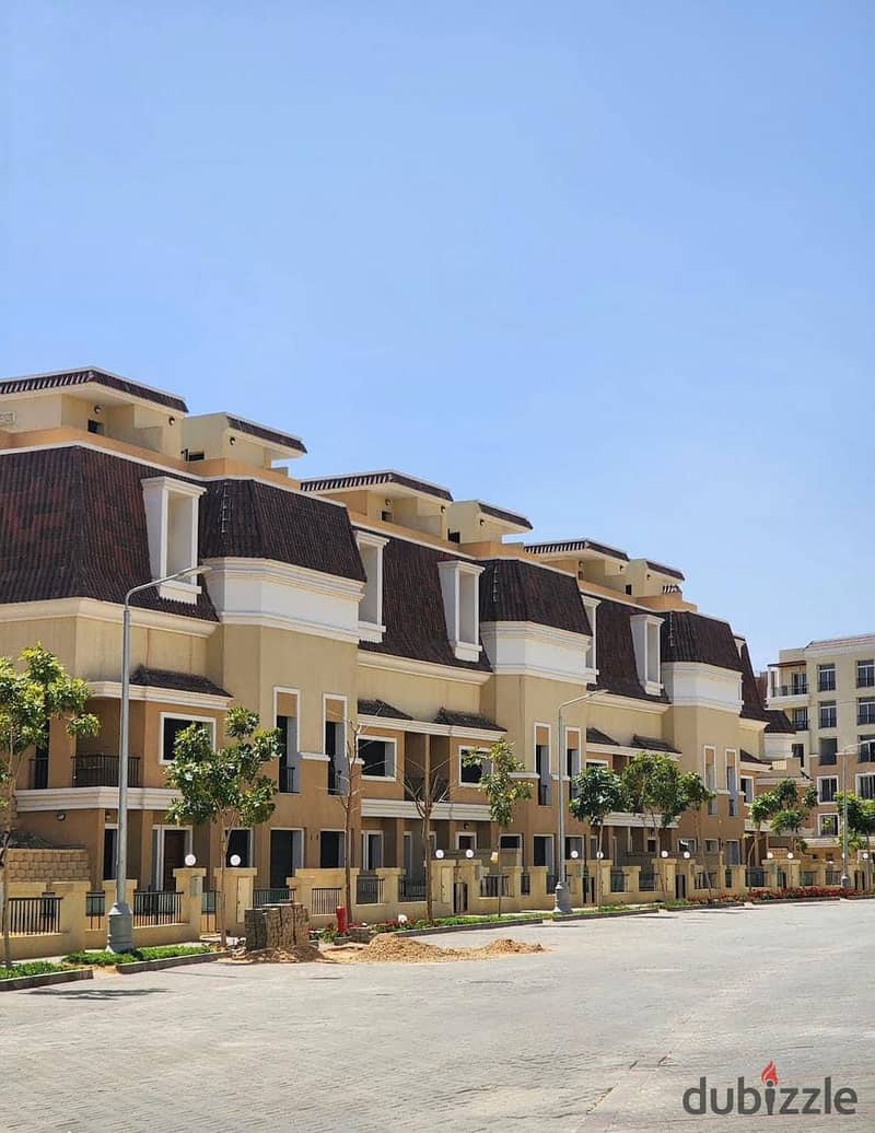 For sale townhouse corner 248m² directly on Suez Road, in The Butterfly Compound 7