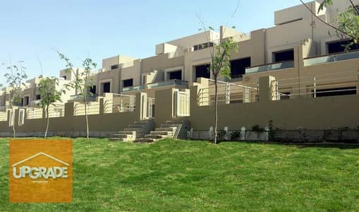 Townhouse 200 m in the best compound in New Cairo, Fifth Settlement, Palm Hills, with a 5% down payment for up to 8 years, next to Mountain View, next