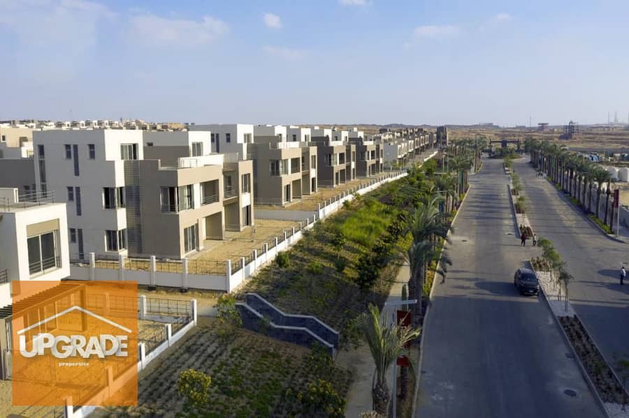 190 sqm townhouse with distinctive view in PALM HILLS NEW CAIRO Compound in the Fifth Settlement on the middle ring road and near to SUEZ road 3