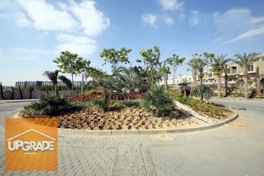 190 sqm townhouse with distinctive view in PALM HILLS NEW CAIRO Compound in the Fifth Settlement on the middle ring road and near to SUEZ road 5