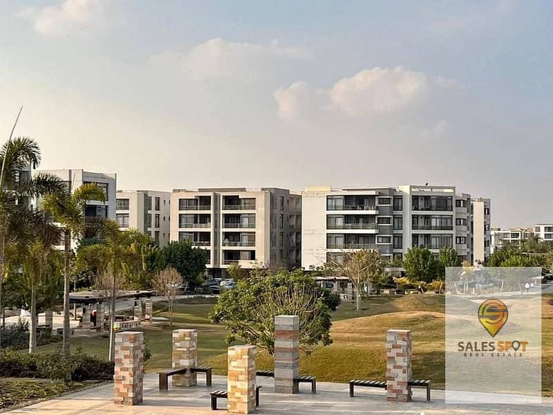 Apartment in Taj City Compound in the First Settlement (in front of Cairo International Airport) - (open view to landscape)  3