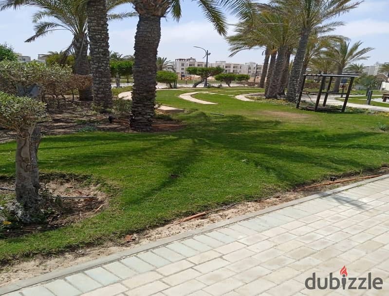 chalet ground for sale at amwaj north coast | fully finished | Ready to move | prime location 5