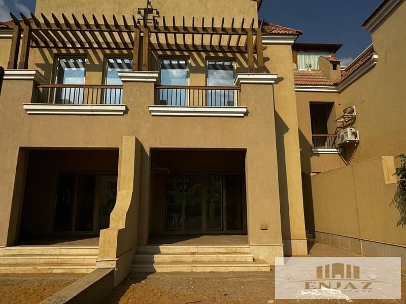 villa for sale in Maadi View, Shorouk City, town house, immediate handover, central park view, AREA ( 222 sq ) 22