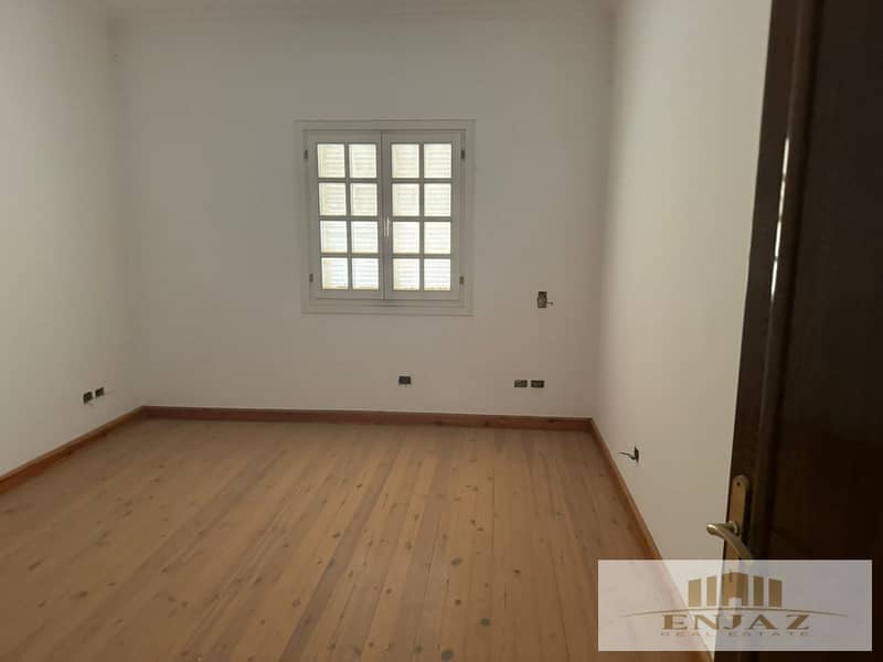 Villa for sale in Mayfair, super lux finishing, wide garden view, area ( 935sq ) 9