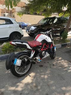 Benelli TNT 250 2017 بحاله ممتازه