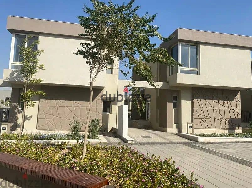 Twin villa readyto move in Badya Palm Hills Compound 5