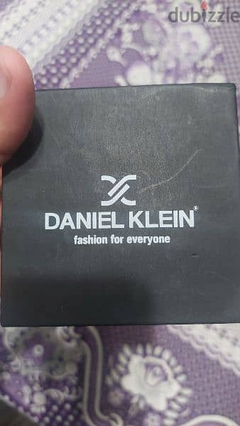 ساعة Daniel klein  أصلى بالعلبة والكتالوج بحالة ممتازة تصلح هدية رائعة 6