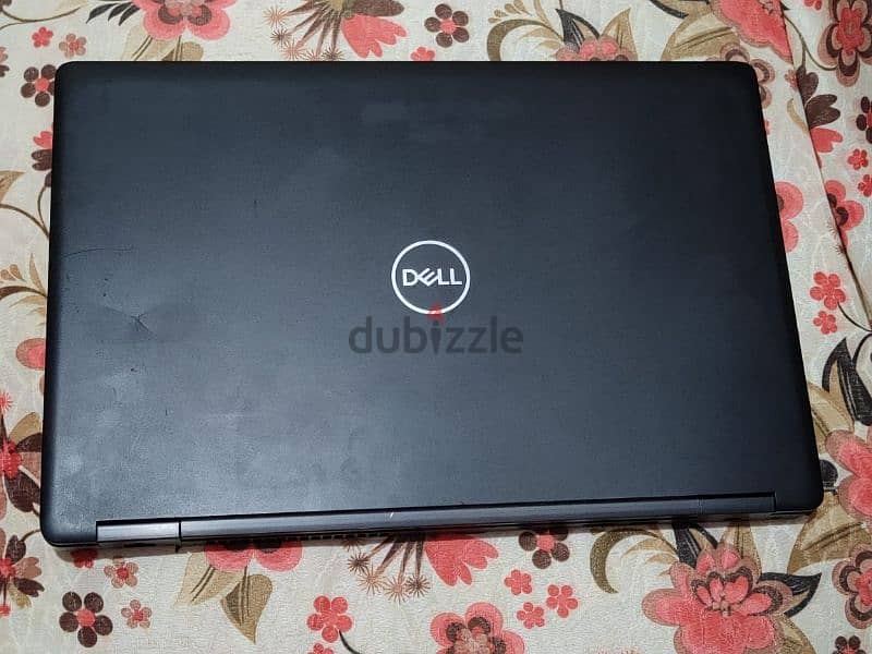 DELL Latitude 5580 حالة جيدة بملحوظات صغيرة بسعر قابل للتغاوض 2