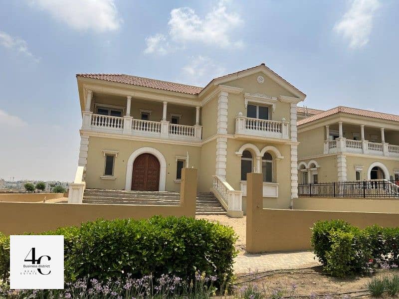 Villa Standalone 374m For Sale with Installments, prime view 6 Bedrooms In Hyde Park Fifth Settlement 1