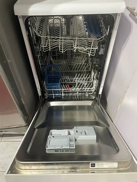 Dishwasher for sale! 1