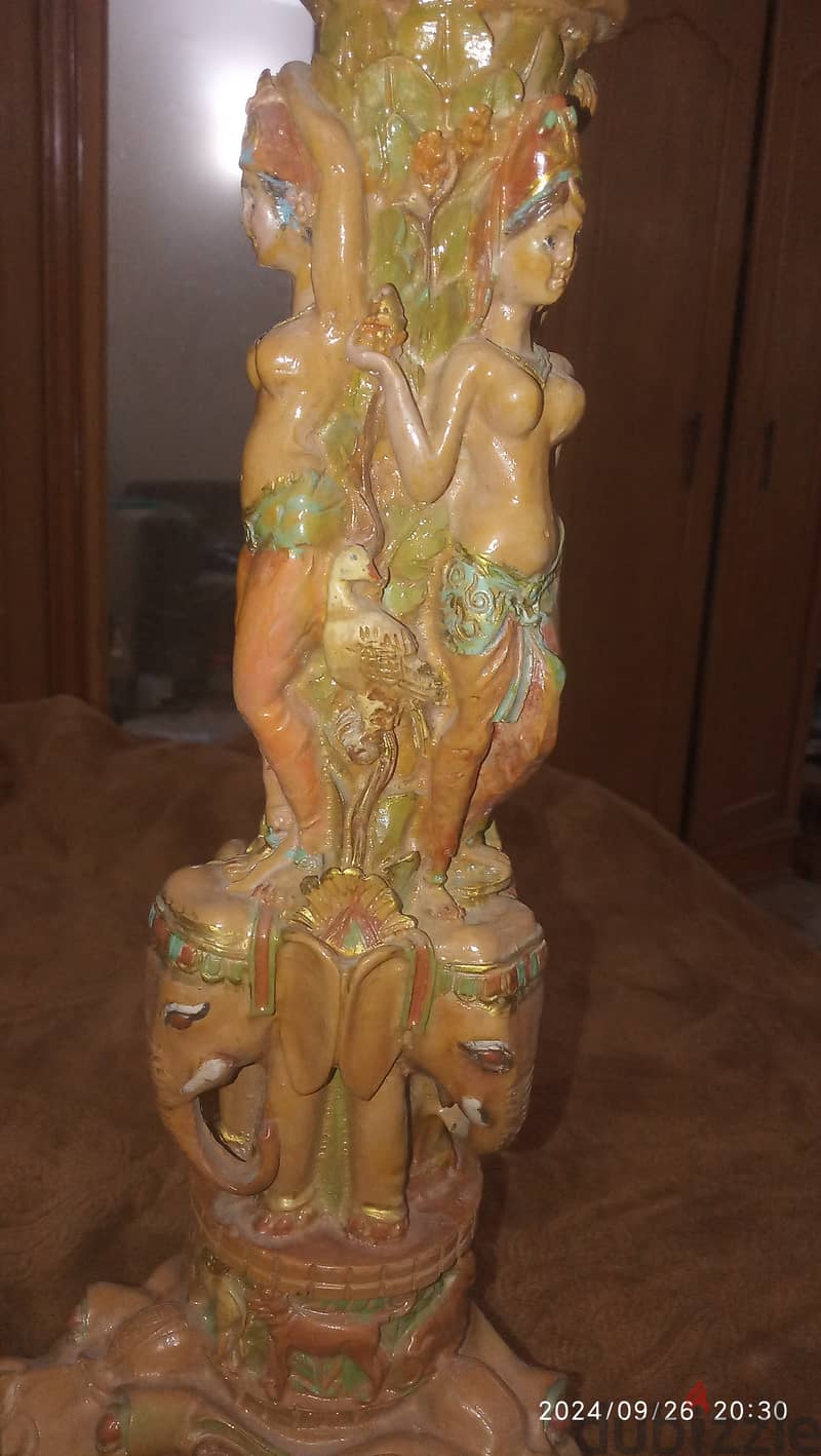 VINTAGE UNIQUE ALABASTER CARVING STATUE 7