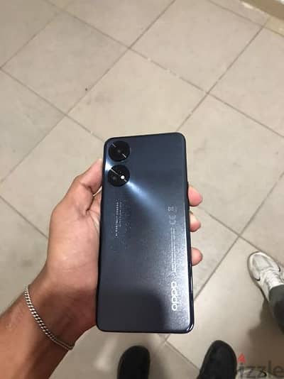 هاتف oppo Reno 8T
زيرو 
256جيجا
8 جيجا رام 
معاه كل مشاملاته بالكرتونه