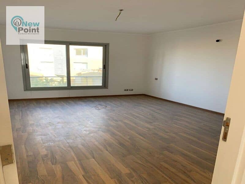 On the Middle Ring Road, own a 140-square-meter fully finished apartment with Palm Hills in the Fifth Settlement 1