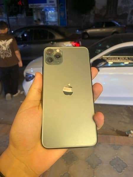 iphone 11 pro max 2