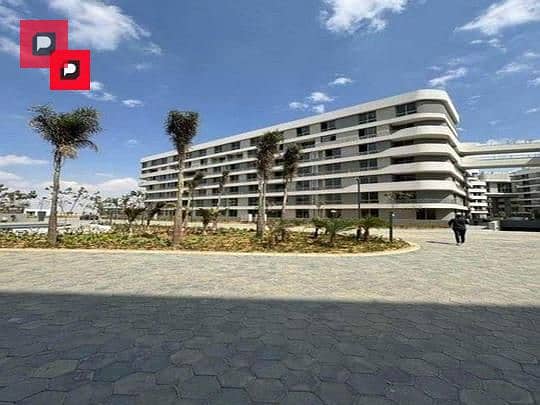 3 bedroom apartment for sale in Bloomfields Compound, Mostakbal City, near Madinaty and El Tagamoa and minutes from the airport 6