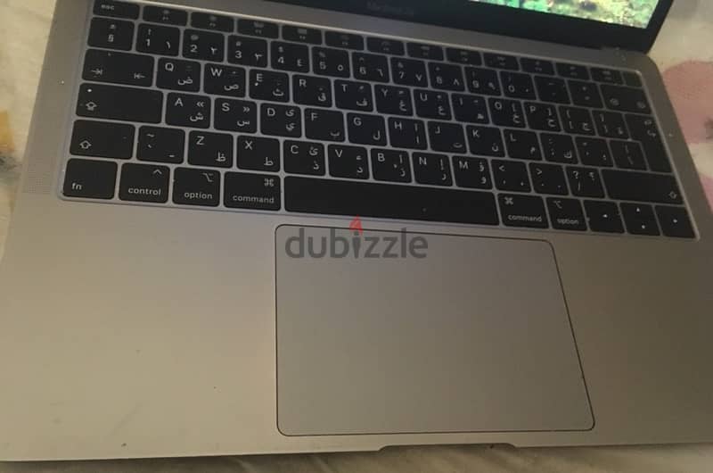 MacBook Air 2018 - space grey 1