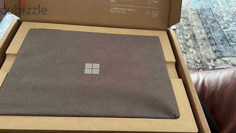 Microsoft surface pro 9 2in1 bundle with original keyboard-charger-pen 7