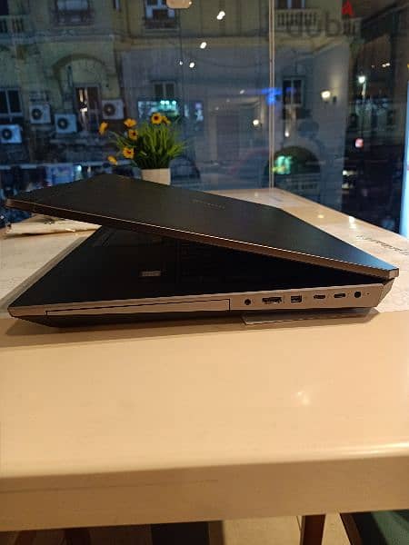 hp zbook 17 g5 i5 8gen 11