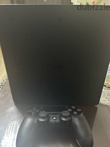 PlayStation 4 slim (500) 4