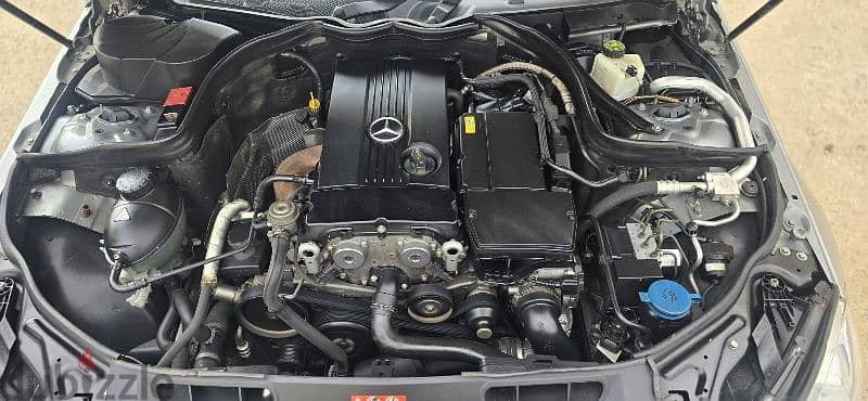 Mercedes-Benz C180 2012 12