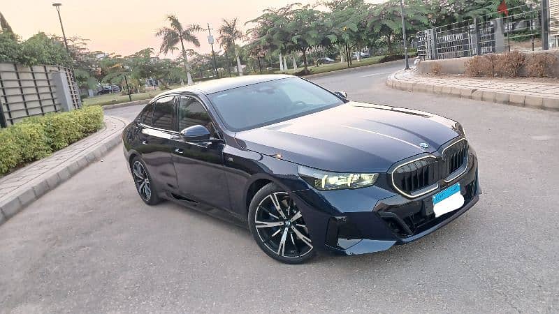 BMW 520 2024 Dark Blue rare color From Global Auto not imported 2