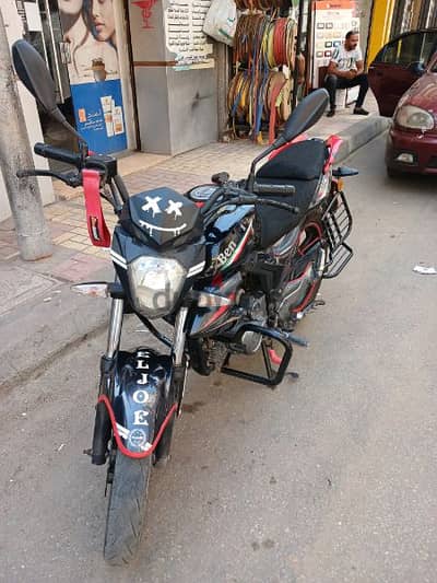 Benelli vlr 150 sport