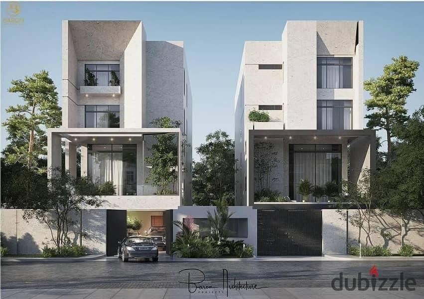 Town house للبيع في كمبوند مون هيلز4 بالقرب من مدخل زايد5 بسعر لقطه 11