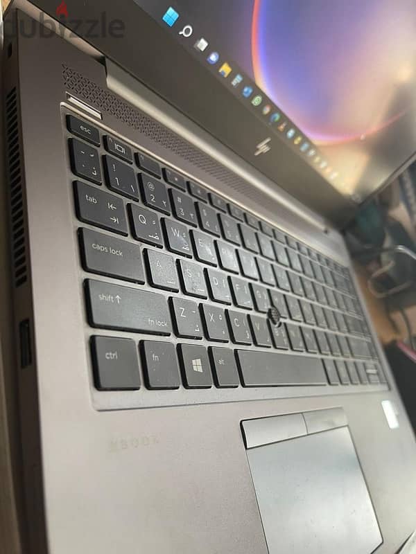 Zbook 14U G5 workstation للبرمجه والهندسه كارتين شاشه 1