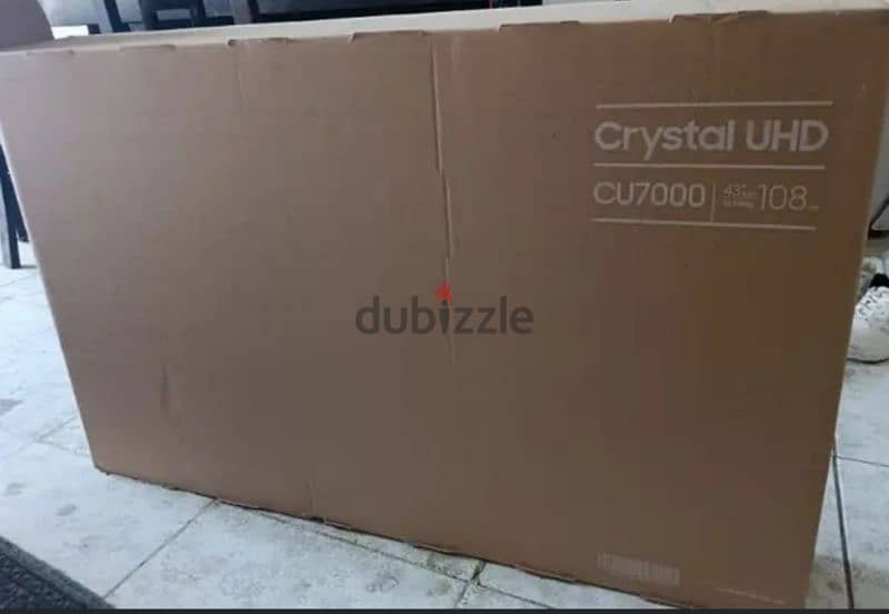 samsung crystal UHD CU7000 3