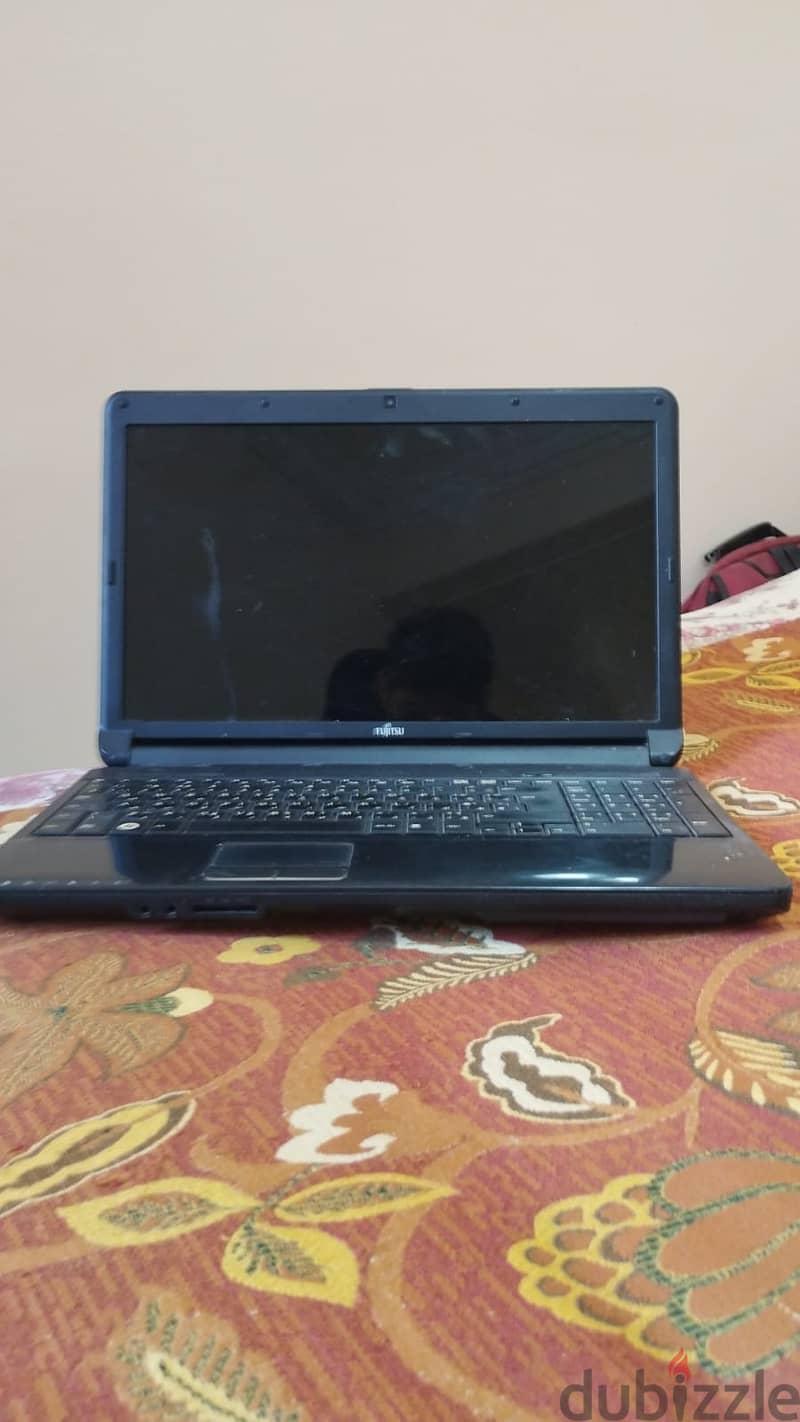 fujitsu LIFEBOOK A SERIES AH530 1