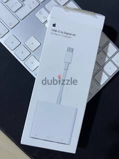 Apple USB-C HUB HDMI+USBC+USB اصليه من تريد لاين 0