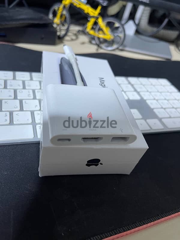 Apple USB-C HUB HDMI+USBC+USB اصليه من تريد لاين 1