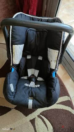 كارسيت britax. مستعمل بحاله جيده جدا