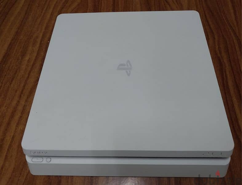 ps4 slim white edition 3