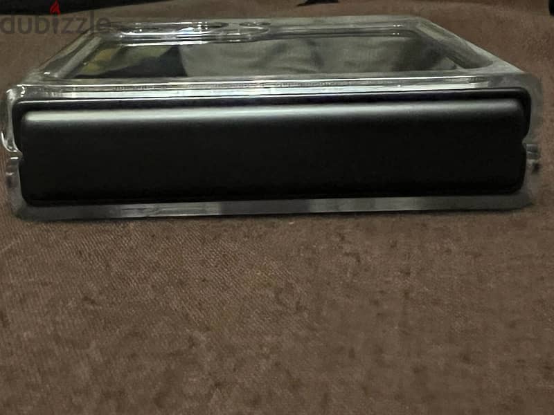 Sumsung Z flip 5 512 GB Used as new 3