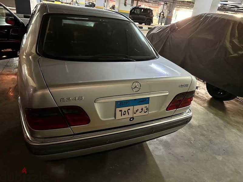 Mercedes-Benz E240 1999 7