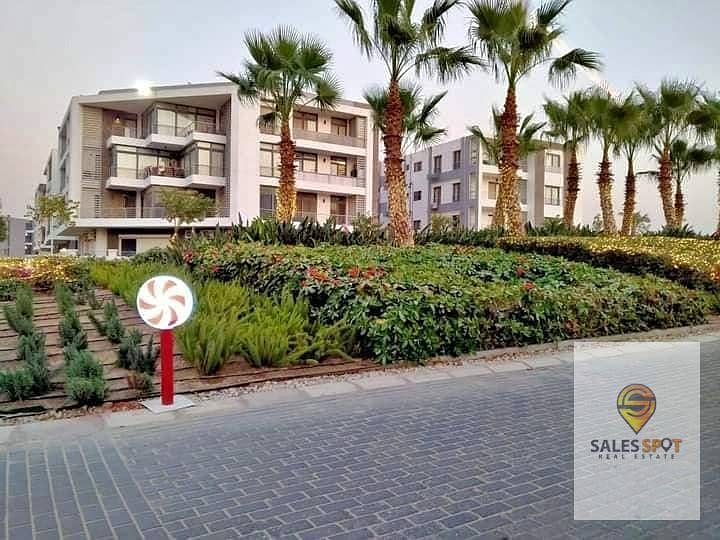 In Taj City Compound, own a 133-meter apartment in a distinguished location in front of Cairo Airport and minutes from Nasr City, and also with a 42% 9