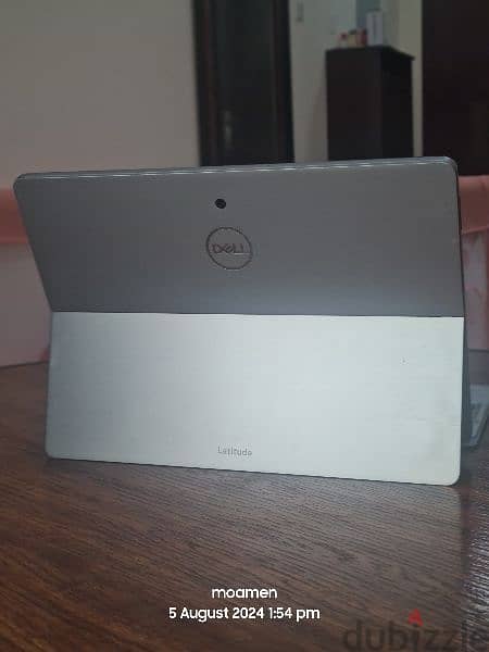 Dell latitude 2 in 1 _ 5290 5