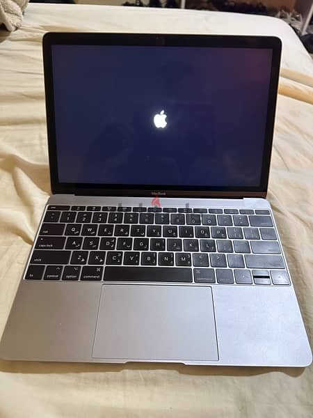 Apple macbook 12 inch 8