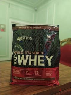 وارد من امريكا whey protein gold standard 5.64 ( 2.56 KG)