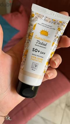 Tinted sunscreen 50+spf  unsed