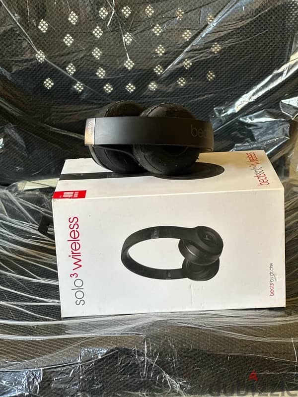 Beats solo 3 wireless original 1