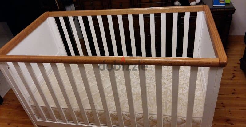 Mothercare Baby Bed with Mattress 0