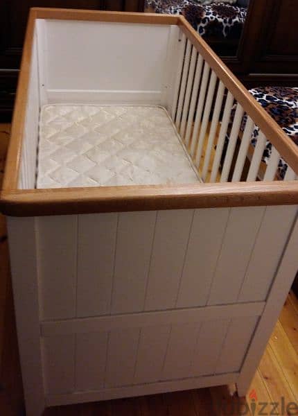 Mothercare Baby Bed with Mattress 1